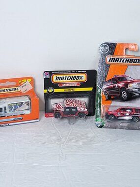 Matchbox Die Cast Cars Ford Expedition Humvee Jet Cargo Lot Of 3
